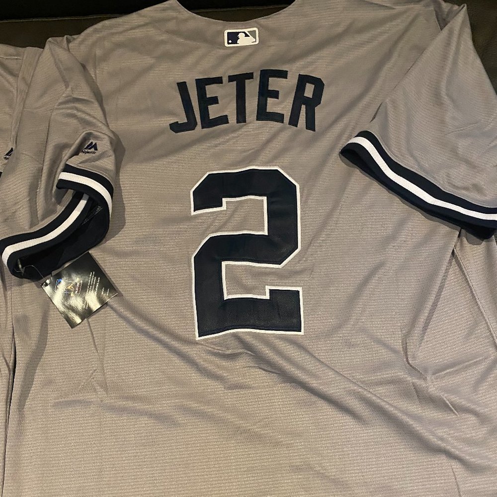 Majestic NEW YORK YANKEES DEREK JETER Cool Base Men's JERSEY Sz M,L,XL,2XL,3XL - Picture 3 of 5